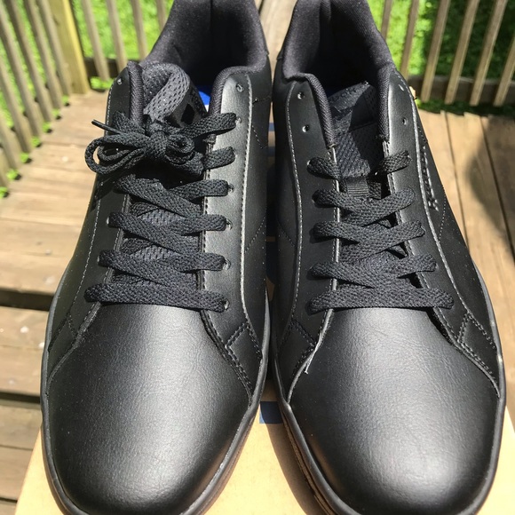 All black Reebok - Picture 8 of 8